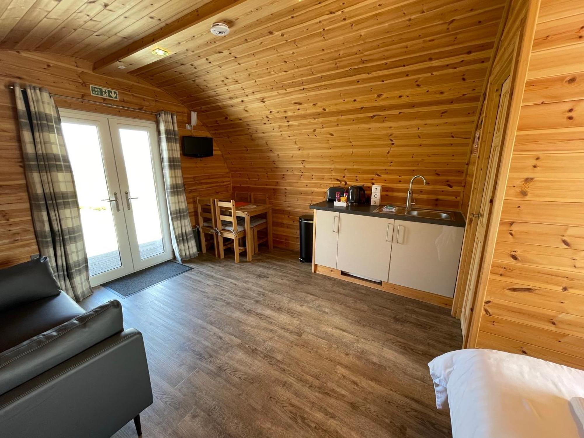 Glenview Lodge Portree Esterno foto
